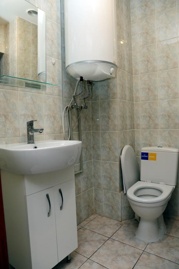Hostel Raduga Kyiv Exterior photo